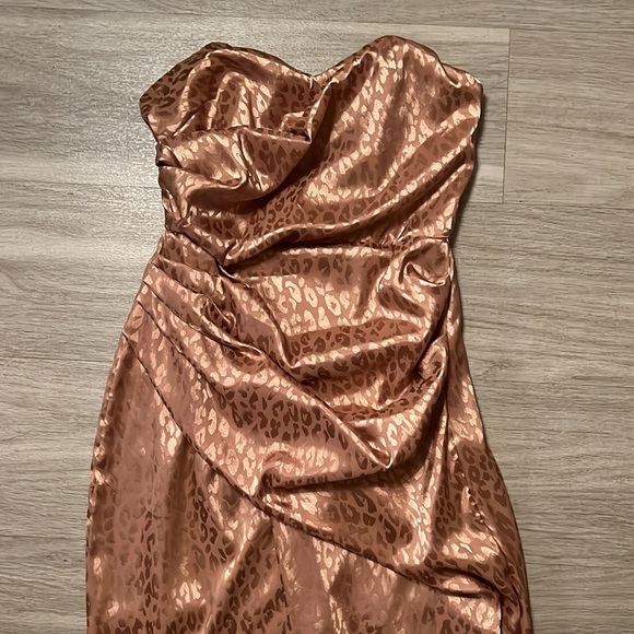 FABRIK ANIMAL PRINT DRESS NWT - Picture 2 of 5